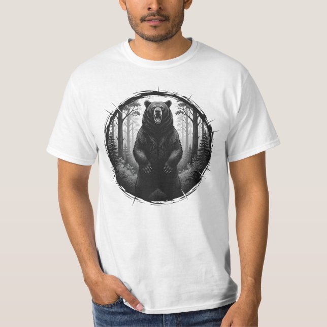 Camiseta Roaring Bear Illustration – Wild Forest Graphic T- (Frente)