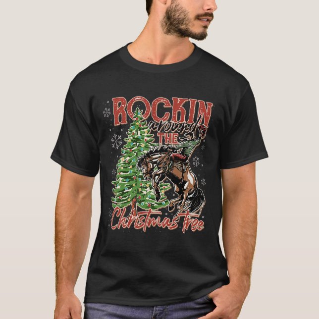 Camiseta Rochas À Volta Da Coluna De Natal Papais noeis De  (Frente)