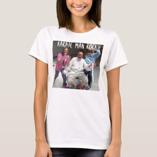 CAMISETA ROCHAS DO HOMEM DO KARATÉ! (Frente)