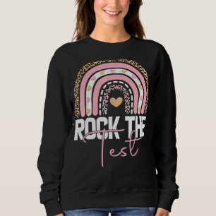 Camiseta Rock The Test Day Teacher Testing Day Rainbow