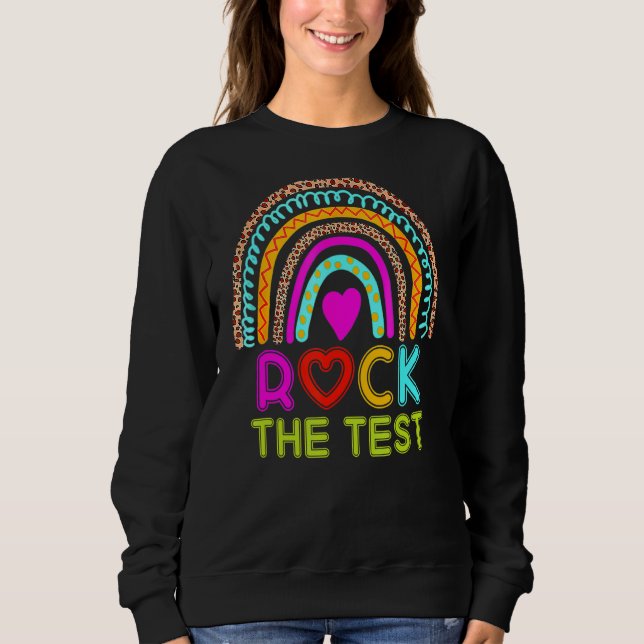 Camiseta Rock The Test Day Teacher Testing Day Rainbow Teac (Frente)