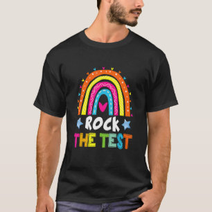 Camiseta Rock The Test Teacher Day Testing Day Rainbow