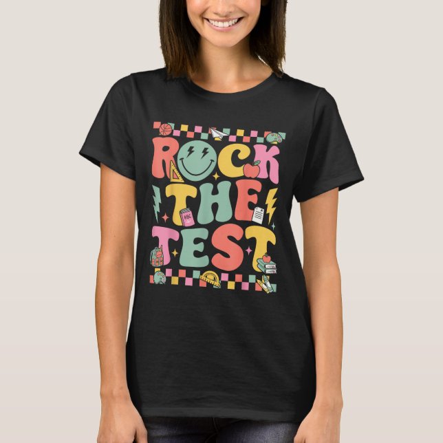 Camiseta Rock The Test Testing Day Retro Motivational Teach (Frente)
