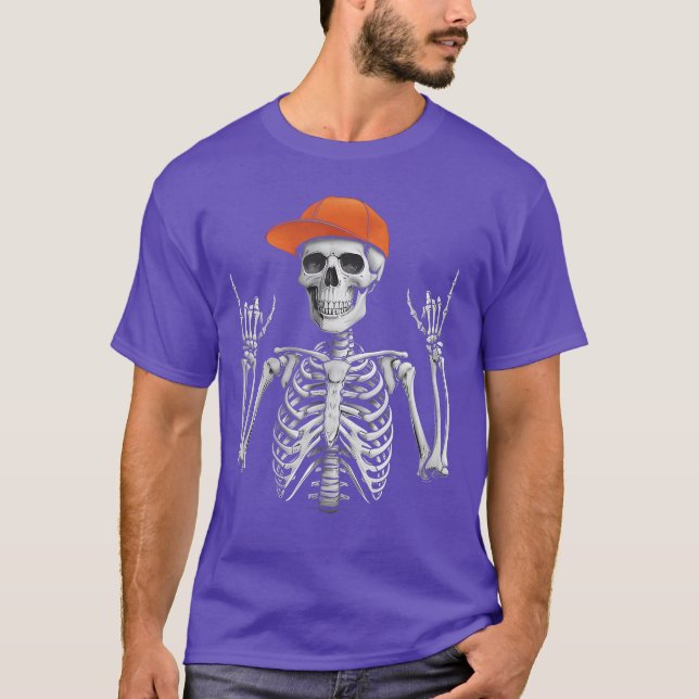 Camiseta Rocker Skeleton Cap Skater Cool Halloween Punk Roc (Frente)