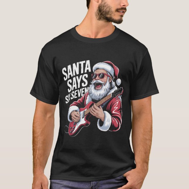 Camiseta Rockin' Santa Says Six Seven Guitar Graphic Tee |  (Frente)
