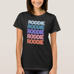 Camiseta Roddie de Texto Repetido Moderno