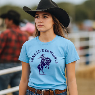 Camiseta Rodeo Cowgirl Em Modelo De Cavalo
