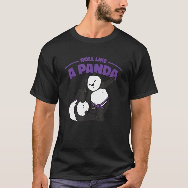 Camiseta Roll Como Um Panda Jiu Jitsu Púrpura Belt Panda (Frente)