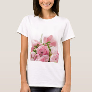 Camiseta Romântico Casamento Adorava Buquê Flor Rosa Suave
