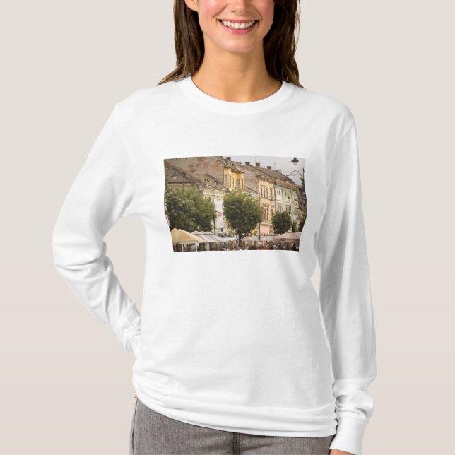 Camiseta Romênia, Sibiu. Cidade Nova. RF) (Frente)
