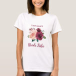 Camiseta Rosa de Borgonha Cinzenta Rosa Brilhante de Tribo<br><div class="desc">Esta camiseta da tribo de noiva apresenta um design floral de cor d'água com rosas cor-de-rosa e burgundy. Personalize com seu próprio texto. Os produtos correspondentes estão disponíveis. Visite nossa loja ou veja nossas páginas de coleta para ver o intervalo de cheios.</div>
