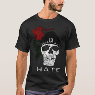 Camiseta Rosa de ódio por amor do crânio