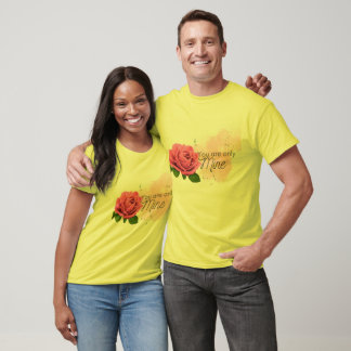 Camiseta Rosa rosa com texto
