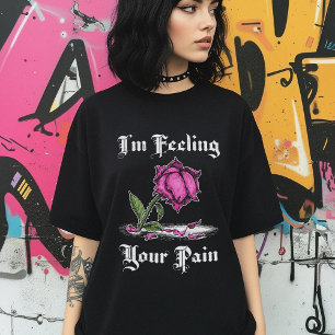Camiseta Rosa rosa rosa no desespero Texto branco feminino