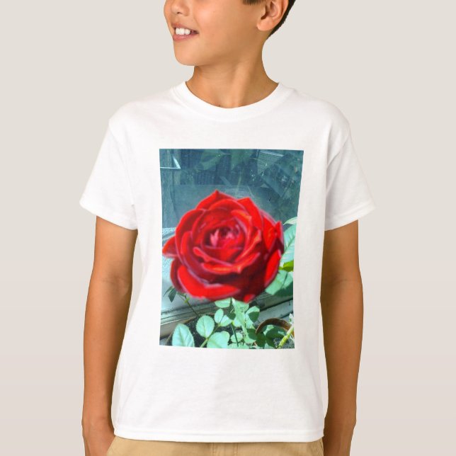 Camiseta rosa vermelha brilhante (Frente)