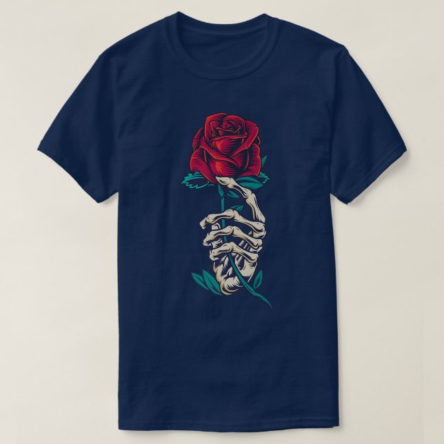 Camiseta Rosa vermelha em uma mão de um esqueleto uma tatua (Frente do Design)