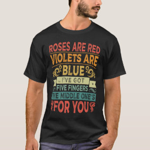 Camiseta Rosas são violetas vermelhas são azuis Iu2019ve te