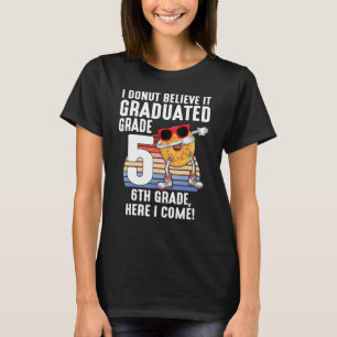 Camiseta Rosquinha Eu Acredito Que Ele Graduou 5 Graduado G