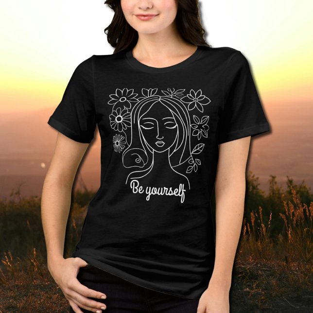 Camiseta rosto da mulher com flores - Seja você mesmo (Criador carregado)