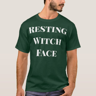 Camiseta Rosto de Bruxa Descansada