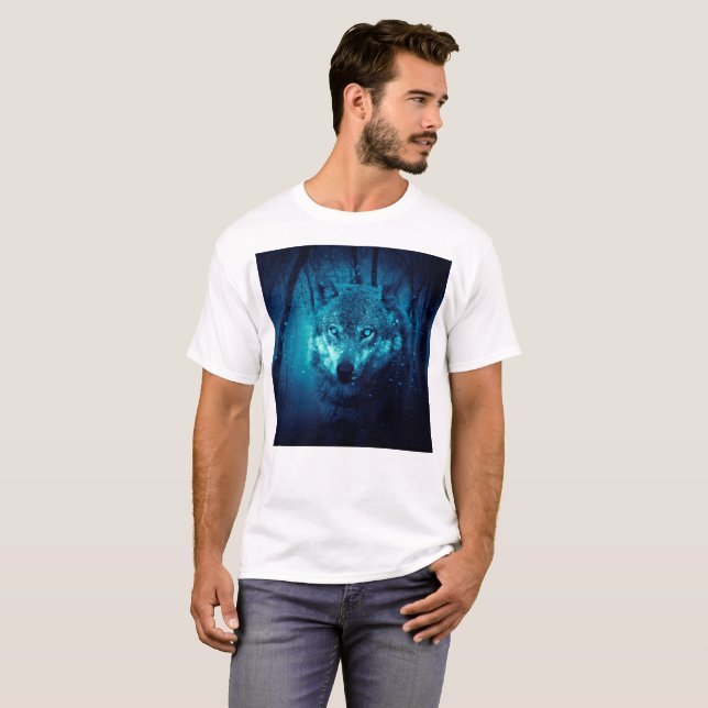 Camiseta Rosto de lobo na floresta de fantasia escura (Frente Completa)