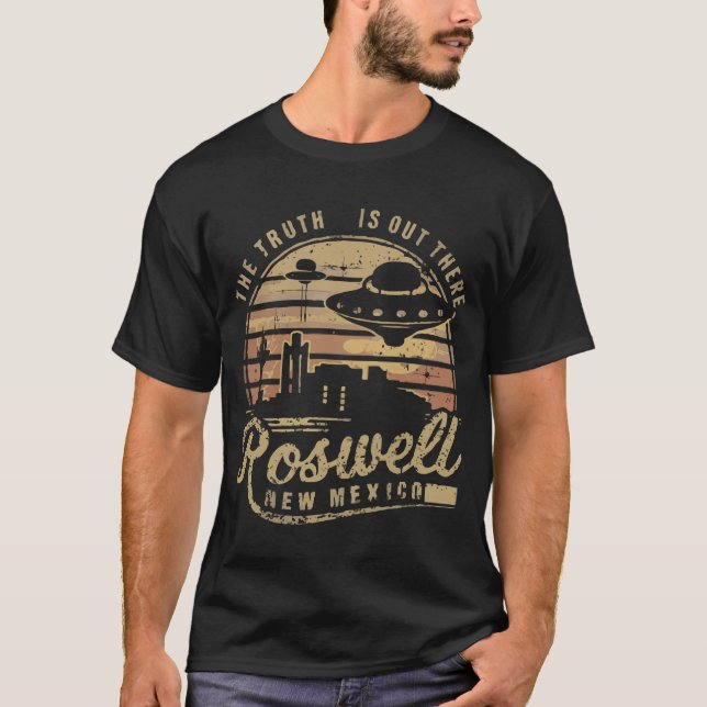 Camiseta ROSWELL NOVO MÉXICO OFO.Hitchhiker Essential (Frente)