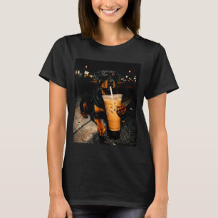 Camiseta Rottweiler legal bebendo café gelado arte engraçad
