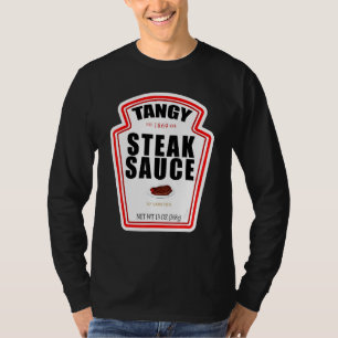Camiseta Rótulo da garrafa de molho de bife durante a roupa