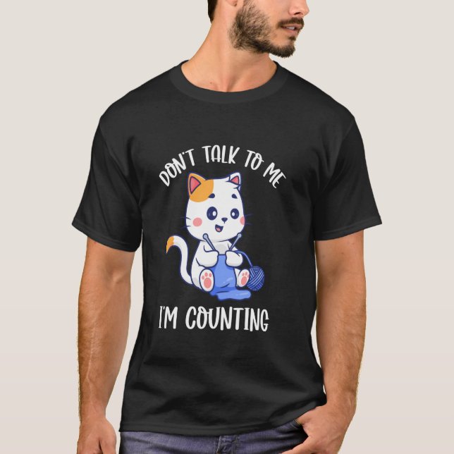 Camiseta Roubando Não Fale Comigo Estou Contando (Frente)