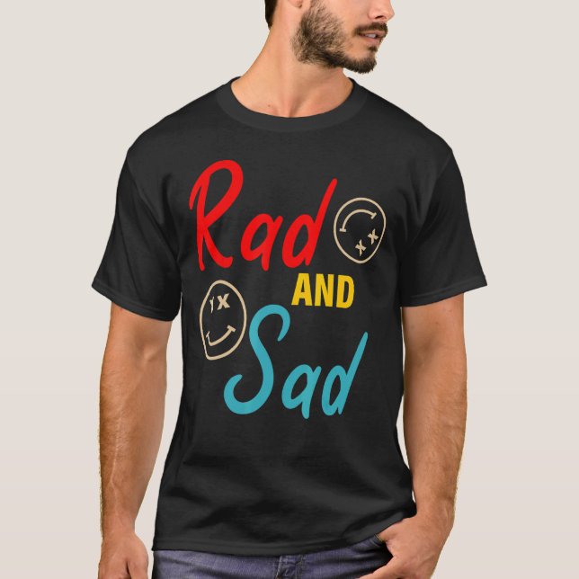 Camiseta Roupa Triste E Triste (Frente)