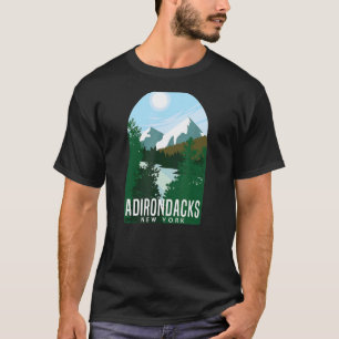 Camiseta Roupas de Acampamento e Caminhada nas Montanhas Ad