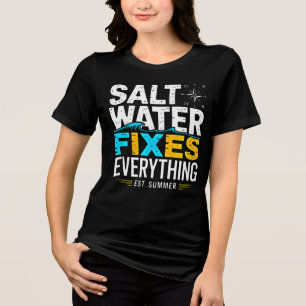 Camiseta Roupas de Amante de Praia: Água Salgada Resolve Tu