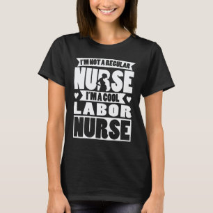 Camiseta Roupas de Enfermeira de Trabalho de Parto - Design