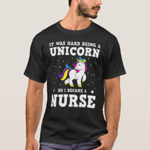 Camiseta Roupas de Enfermeira Unicórnio   Praticantes Incrí