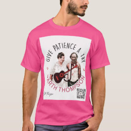 Camiseta roxa de estilo básico