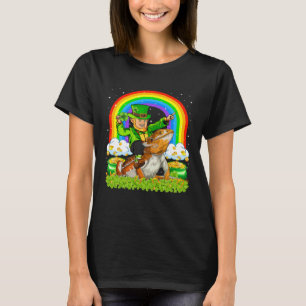 Camiseta Rua Arco-Íris Leprechaun Andando Arrumando Carguei