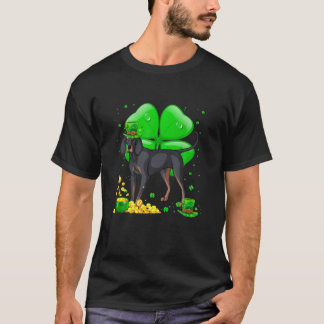 Camiseta Rua De Cachorro Negro E Cachorro Chateado Sortudo.