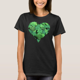 Camiseta Rua. Dia das Patetas, shamrock verde, corações irl