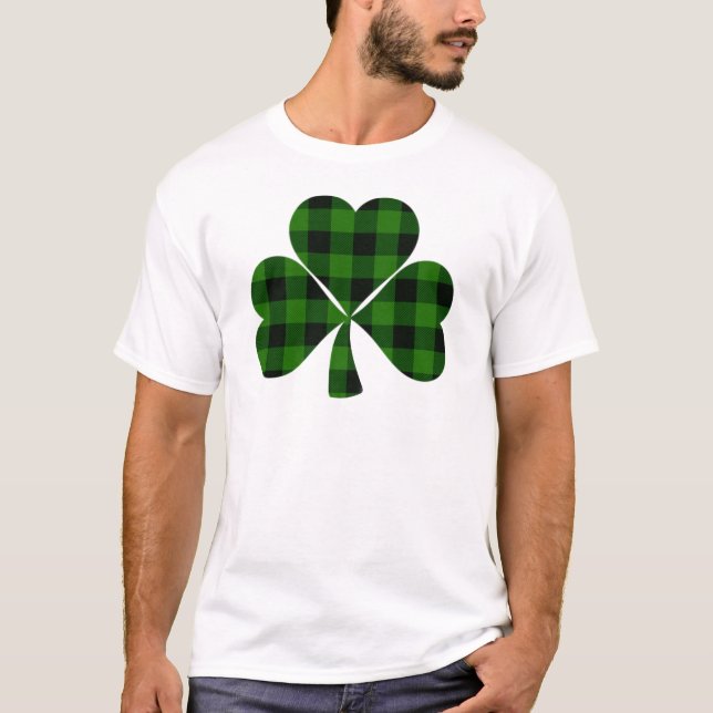 Camiseta Rua. Dia de Patrick, Shamrock verde xadrez irlandê (Frente)