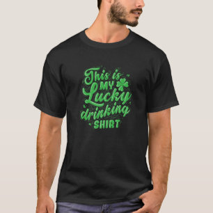 Camiseta Rua. Dia dos Patricinhos Este É O Meu Bebendo Sor