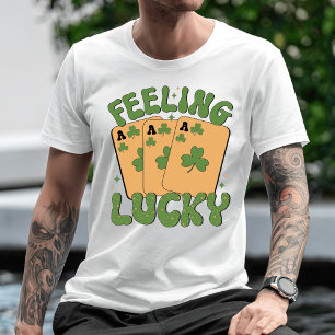 Camiseta Rua Feliz e Feliz Dia de Patrick.