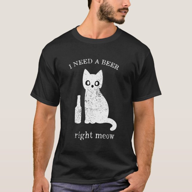 Camiseta Rua. Gato do Dia dos Patricks Preciso De Uma Cerve (Frente)