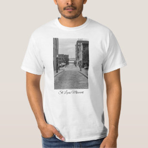 Camiseta Rua Louis Beco Escala de Cinza