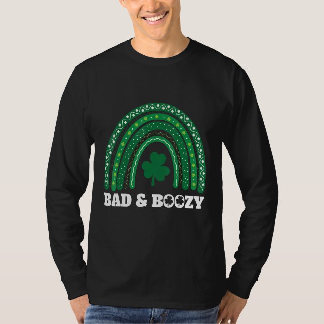 Camiseta Rua Má E Boozy Patrick S Day 2022 Rainbow Drink (Frente)