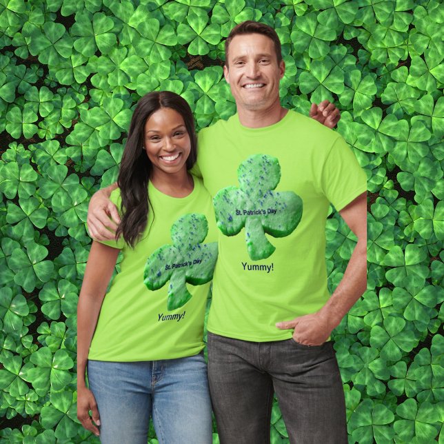 Camiseta Rua... o dia de Patrick Shamrock Cookie Unisex (St. Patrick's Day Shamrock Cookie Unisex T-Shirt)