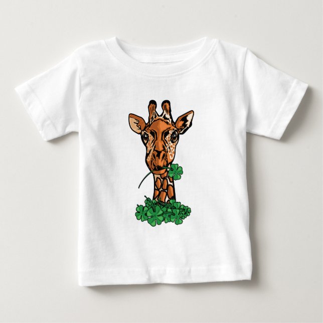 Camiseta Rua. Patricks Day Giraffe (Frente)