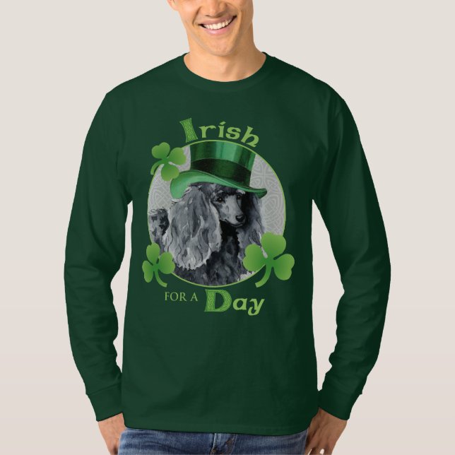 Camiseta Rua, Poodle da Miniatura do Dia de Patrick (Frente)