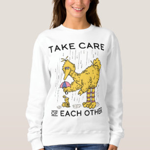 Camiseta Rua Sésamo As aves grandes cuidam umas das outra