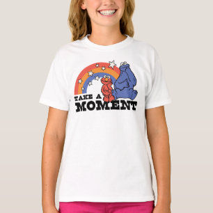 Camiseta Rua Sésamo Elmo & Cookie Tome um Momento