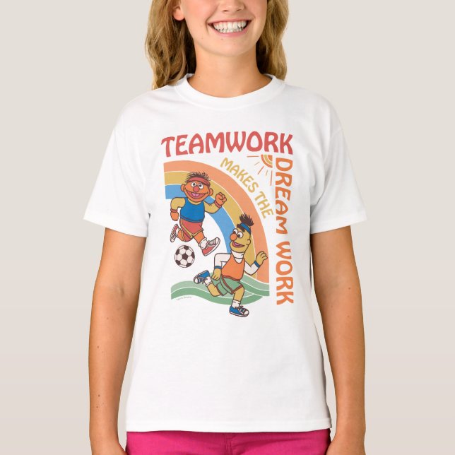 Camiseta Rua Sésamo | Trabalho em equipe Ernie & Bert (Frente)